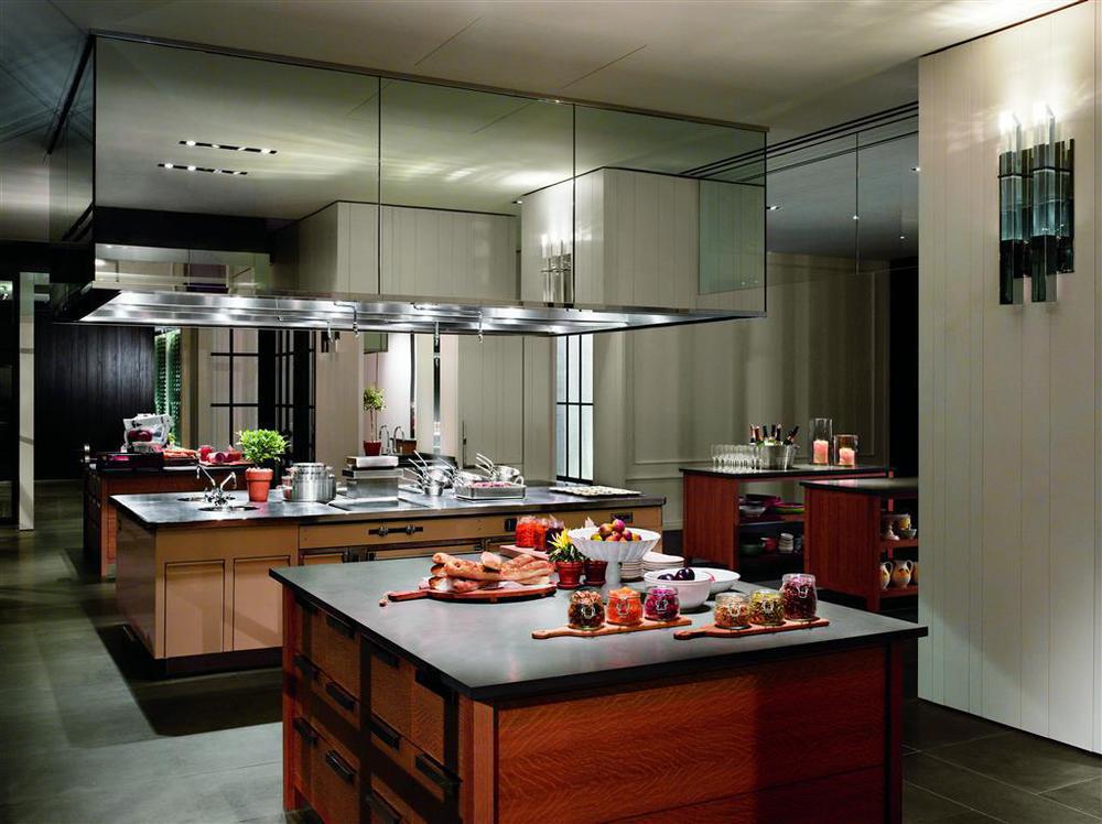Andaz 5th Avenue, By Hyatt Hotel